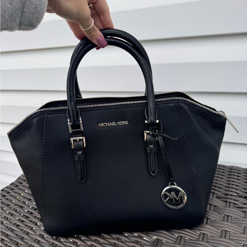 Michael Kors black leather purse